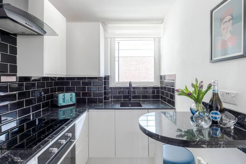 The Clarence, Central London Apartment W/ Wifi Exterior foto